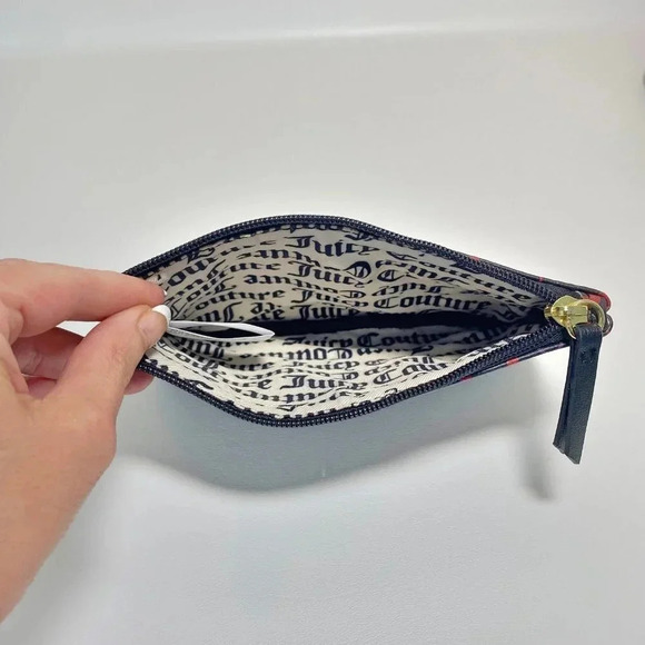 Juicy Couture Black Crossbody Bag & Pullout Pouch NWT - Picture 10 of 12